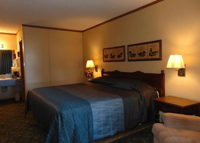 Heritage House Inn