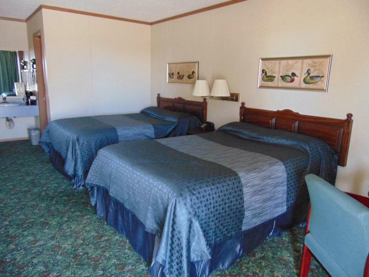 Heritage House Motel 2*